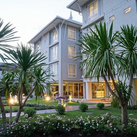 Nantra Chiangmai Riverfront Hotel Chiang Mai Exteriör bild