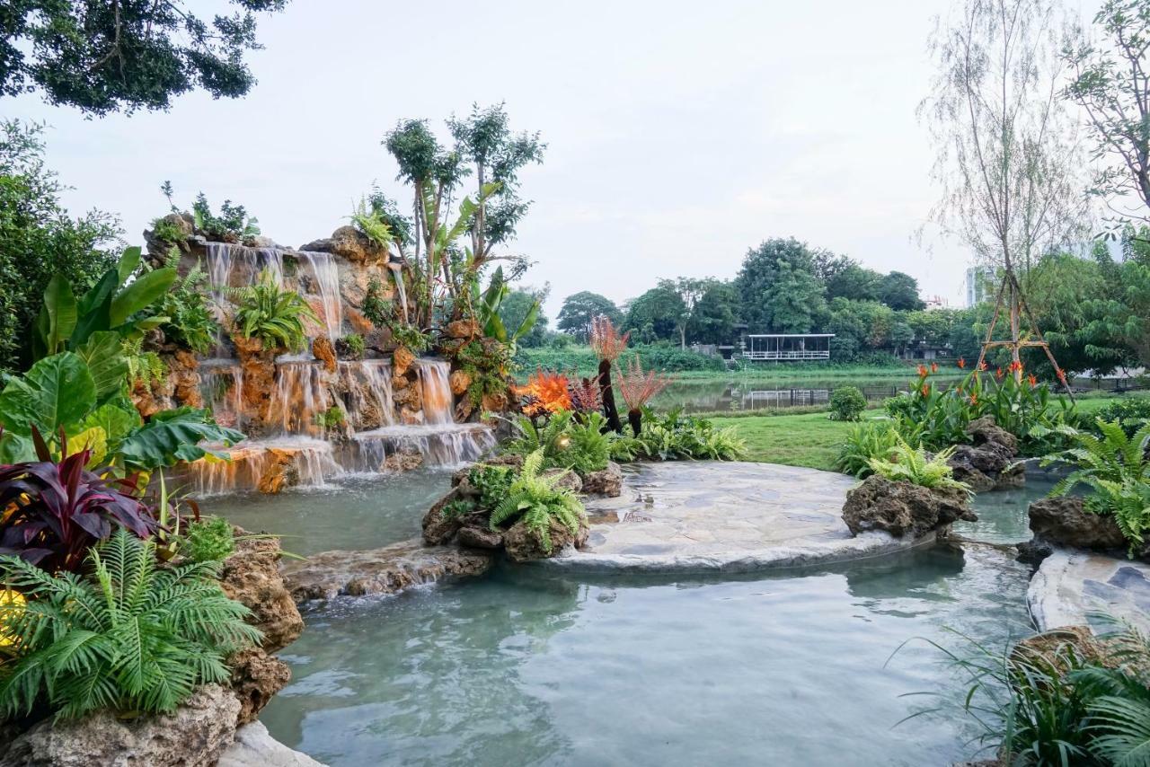 Nantra Chiangmai Riverfront Hotel Chiang Mai Exteriör bild
